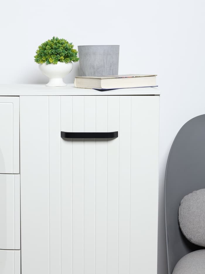 Ручка-скоба мебельная ТУНДРА РС109, м/о 160 мм, черная