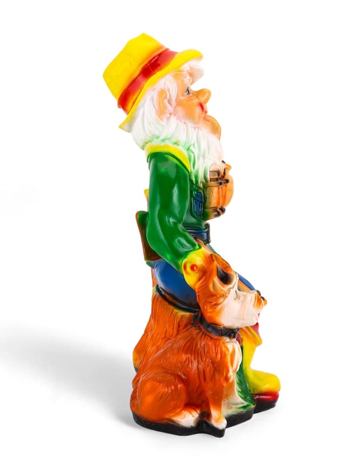 Садовая фигура из гипса «Гном - охотник», 30×40×70 см