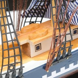 Сувенирная модель корабля «Всадник», паруса синие, 43×8.5×39 см, МИКС