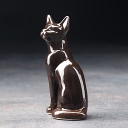 Фигурка фарфоровая «Кошка Тайка», чёрная, 10 см