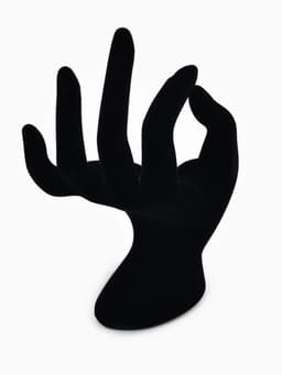 Подставка для украшений QF «Рука» 8.5×7×16 см, чёрная