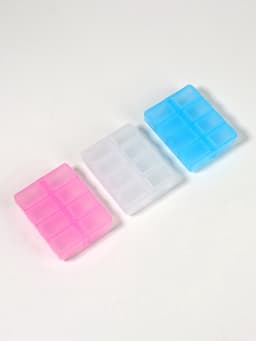 Таблетница, английские буквы, 7.4×6.2×2.1 см, 8 секций, МИКС