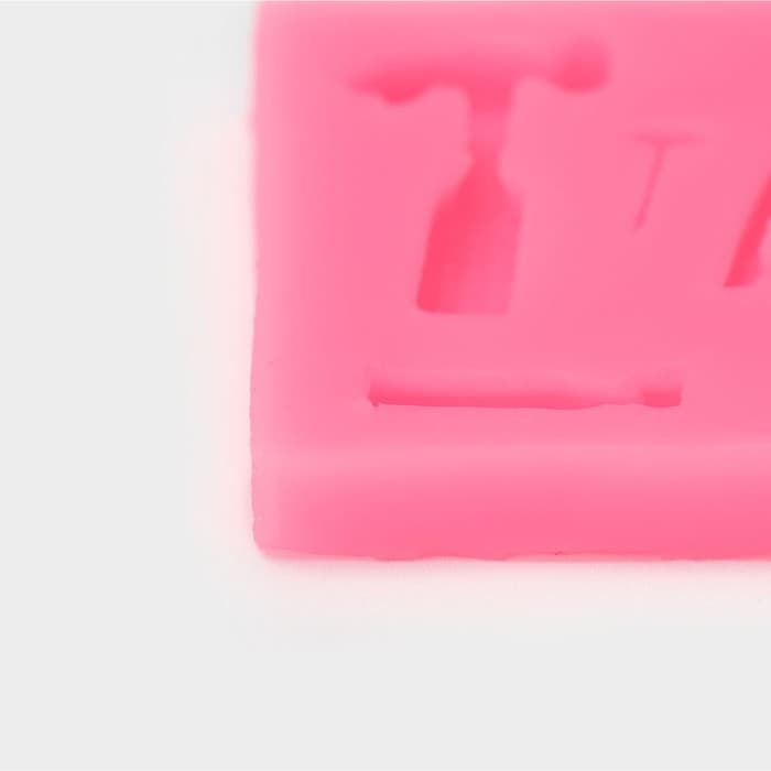 Молд для заливки «Инструменты», 9 ячеек, силикон, 10.5×5×1 см, МИКС