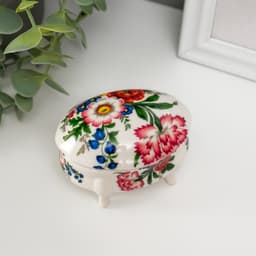 Шкатулка для украшений на ножках «Гвоздики», керамика, 6.1×7.7×4.8 см