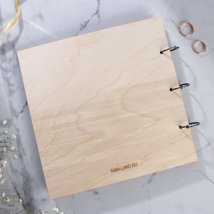 Книга пожеланий на свадьбу, в деревянной обложке «Резная»