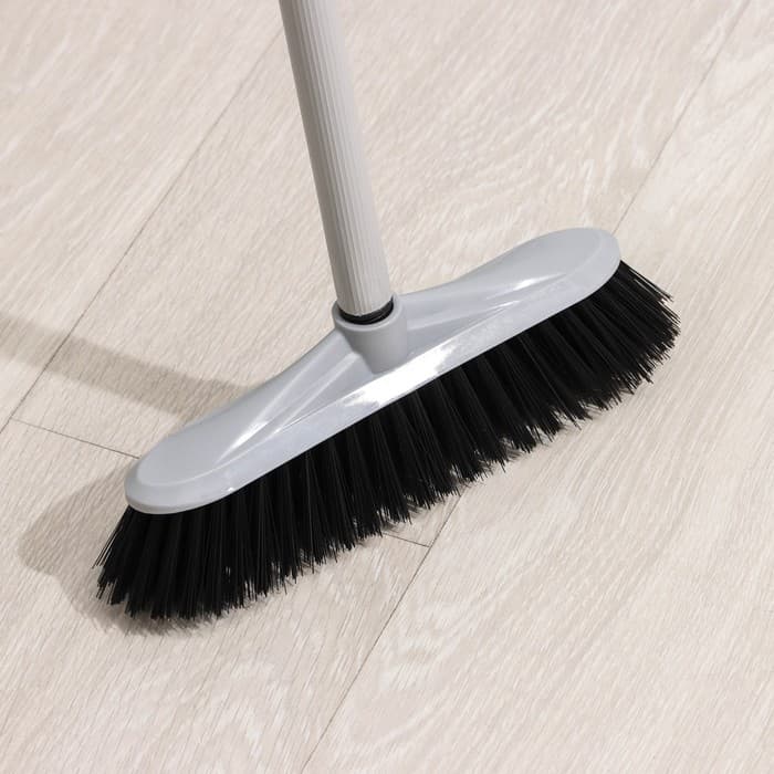 Щётка для пола жесткая Альтернатива «Комфорт», с черенком, пластик, 120×29×6 см, МИКС