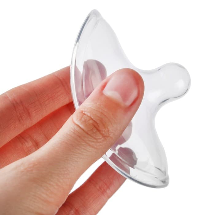 Накладки на грудь для кормления M&B, силиконовые, набор 2 шт., в контейнере