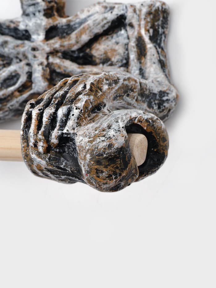 Держатель для туалетной бумаги «Скелет», 18×22 см