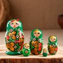 Матрёшка дерево «Божья коровка», зелёное платье, 5 кукольная, 10-12 см