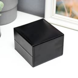 Шкатулка для часов 1 отделение «Строчка на чёрном», искусственная кожа, 7×9.5×9.5 см