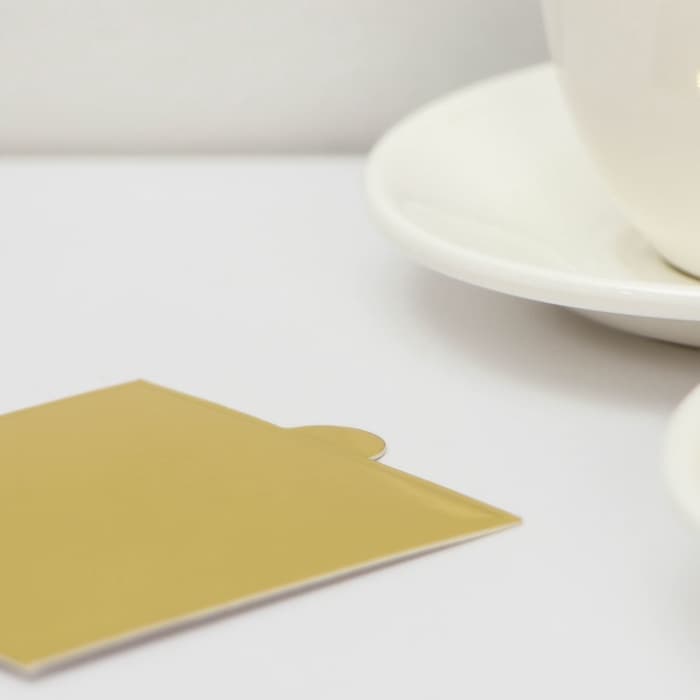 Подложка для пирожного «Золото», 9×9 см, толщина 0.1 см, картон