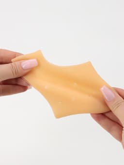 Напяточники для педикюра, силиконовые, с перфорацией, универсальный размер, 10×10.5 см, бежевые