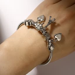 Браслет с шармами «Марджери. Сердце Парижа», d=6 см, цвет серебро