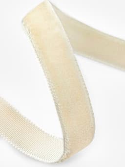 Лента бархатная, 10 мм, 18±1 м, молочная №08