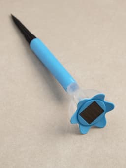 Садовый светильник «Цветок голубой», уличный, на солнечной батарее, 6×29×6 см, 1 LED, свечение белое