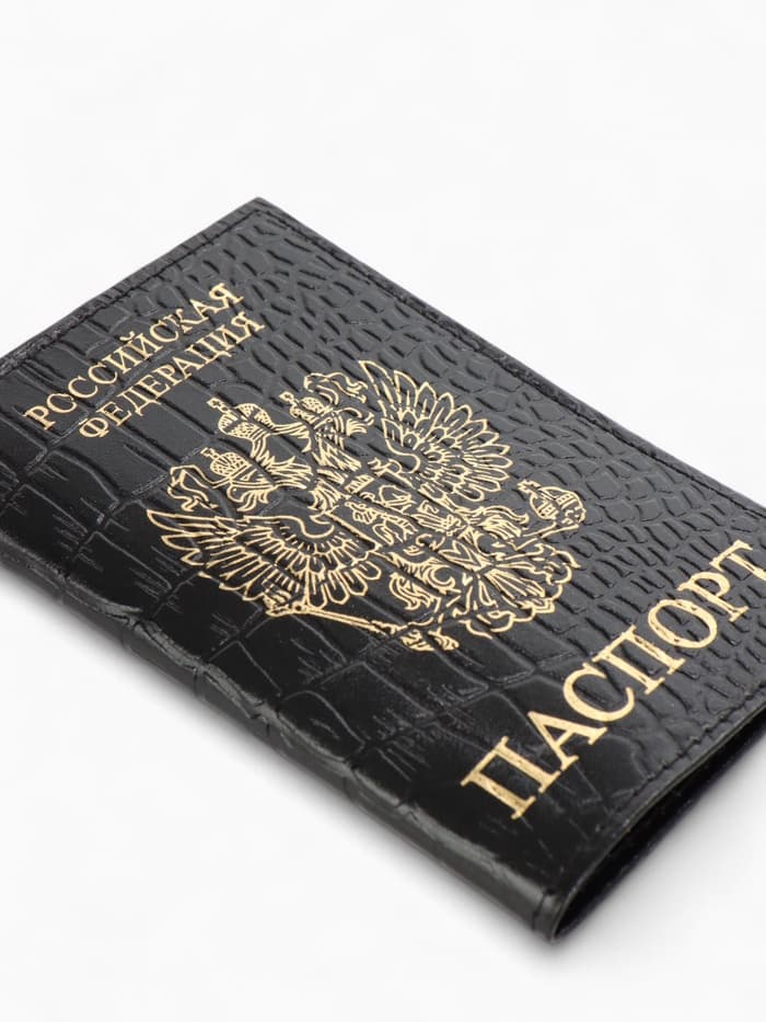 Обложка для паспорта, натуральная кожа, крокодил, тиснение фольгой, чёрная
