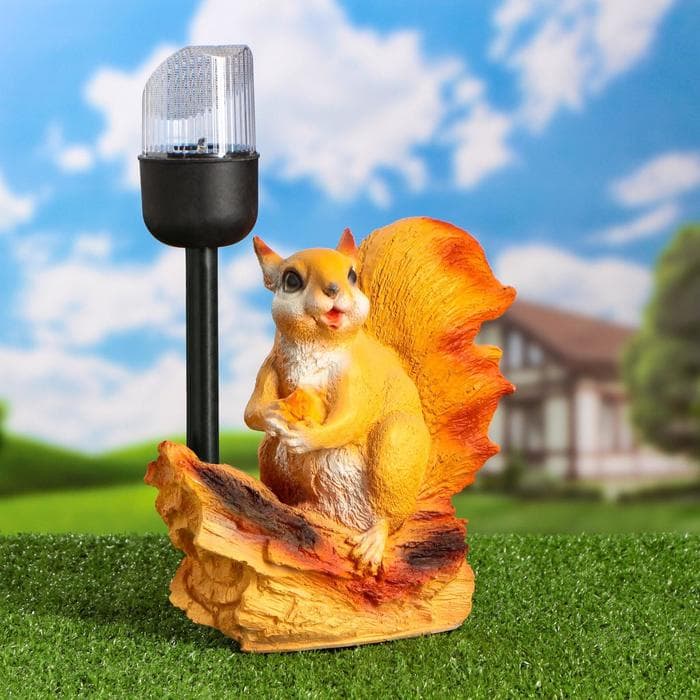 Садовая фигура - фонарь из полистоуна «Белка с орешком», 24×12×24 см