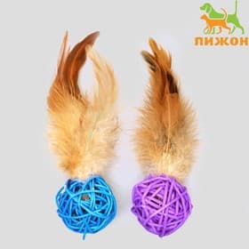 Игрушка для кошек «Шар из лозы с пером», 3.8 см, микс цветов
