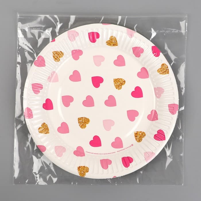 Тарелка одноразовая бумажная «Сердца»