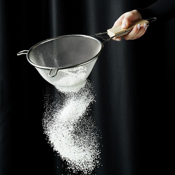 Сито для просеивания с деревянной ручкой Доляна «Стандарт», d=18 см, нержавеющая сталь