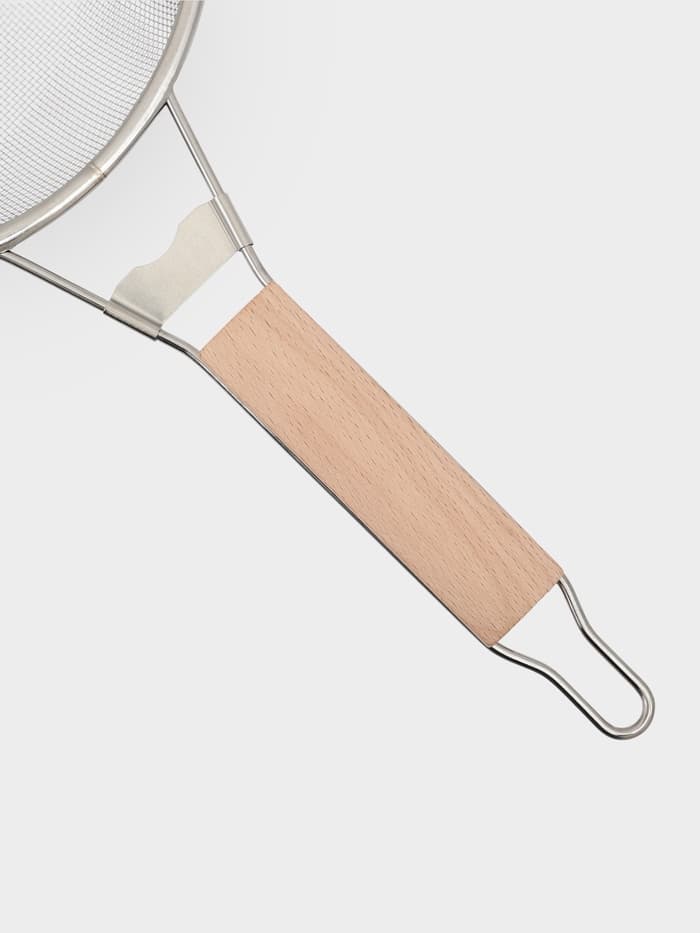 Сито для просеивания с деревянной ручкой Доляна «Стандарт», d=21 см, нержавеющая сталь