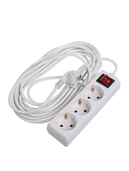 Удлинитель Luazon Lighting, 3 розетки, 7 м, 6 А, 1300 Вт, 3×0.75 мм2, с заземлением, с выключателем, белый