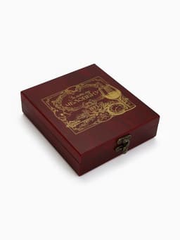 Подарочный набор для вина «Золотому человеку»: 4 предмета + шахматы