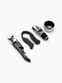 Подарочный набор для вина «Золотому человеку»: 4 предмета + шахматы