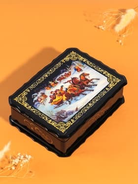 Шкатулка для украшений «Гонки на лошадях», 17×23×6 см, лаковая миниатюра
