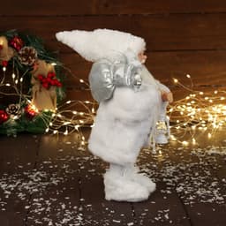 Дед Мороз под ёлку «Зимнее волшебство. Новогодняя игрушка в белой шубке», 30 см, МИКС