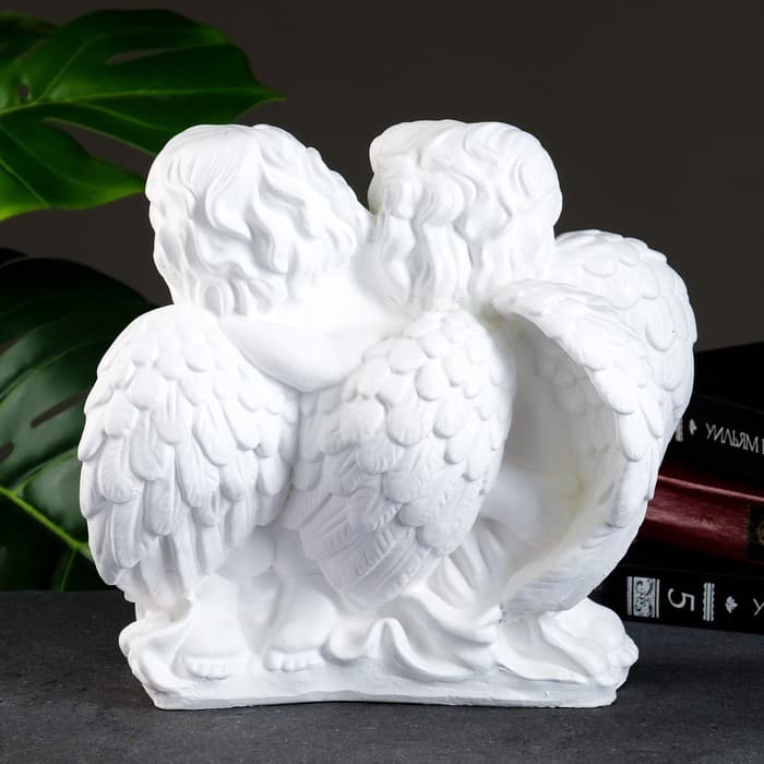 Фигурка светящаяся в темноте «Пара ангелов сидя», 29×14×28 см, белая