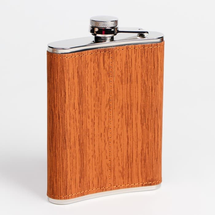 Подарочный набор «Шахматы и фляжка» 7 в 1, металл и искусственная кожа