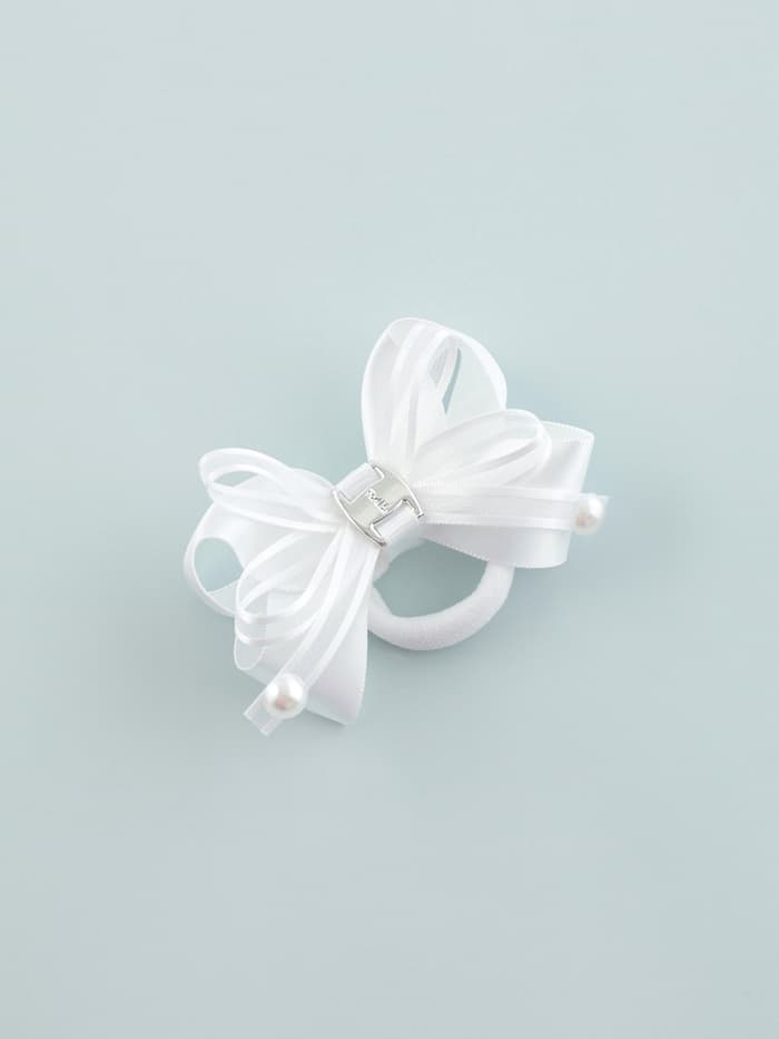 Бант для волос на резинке «Школьница», жемчужинки на лентах, 7.5 см, белый