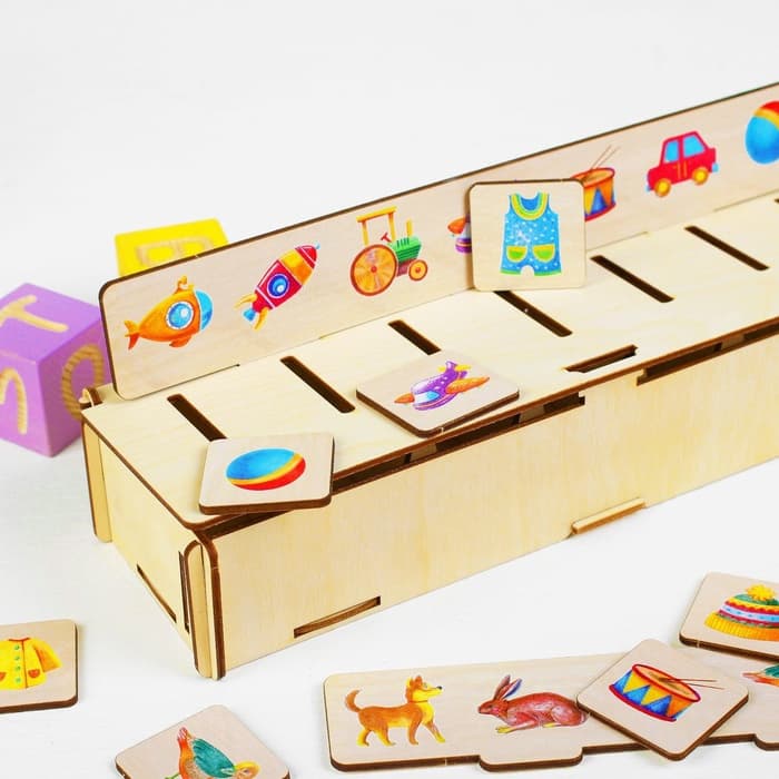 Сортер «Животные, игрушки, одежда»