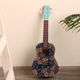 Сувенирный музыкальный инструмент гитара-укулеле «Любовь», 55×20×6 см