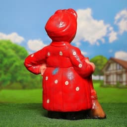 Садовая фигура из гипса «Тёща с метлой средняя», 59×25×40 см, МИКС