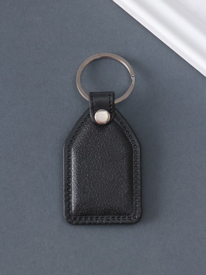 Кожаный брелок для ключей на кольце «Пистолет», (кожзам), 6.8×3.8 см