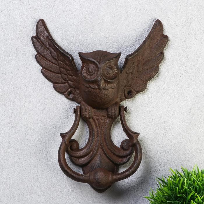 Дверной молоток для входной двери «Летящая сова», чугун, 23.5×18×5 см