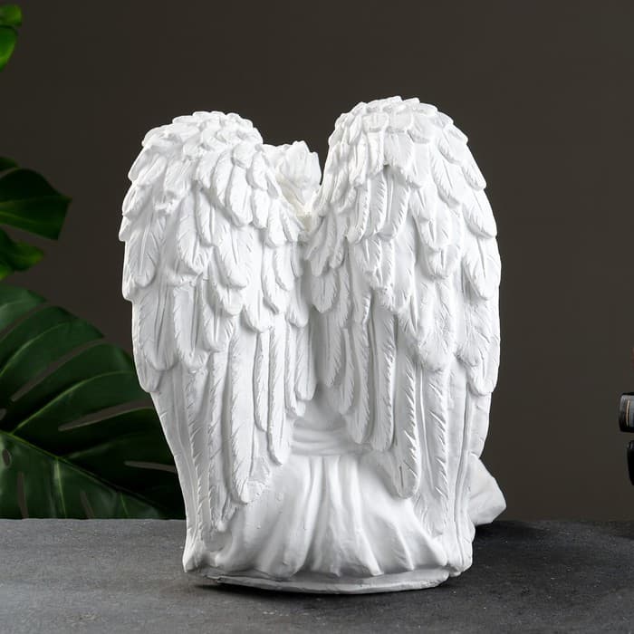 Фигурка светящаяся в темноте «Ангел-дева сидя», 45×28×36 см