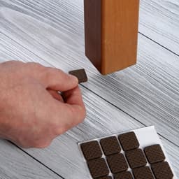 Накладка мебельная квадратная ТУНДРА, размер 18×18 мм, 32 шт., полимерная, коричневая