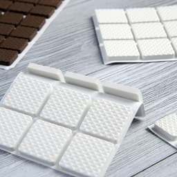 Накладка мебельная квадратная ТУНДРА, размер 25×25 мм, 18 шт., полимерная, белая