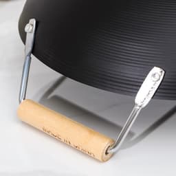 Сковорода - Вок Доляна «Жаклин», d=24.5 см, деревянные ручки, углеродистая сталь, чёрная