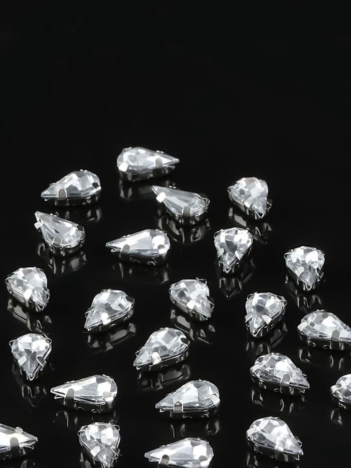 Стразы пришивные «Капля», в цапах, 6×10 мм, 50 шт., белые