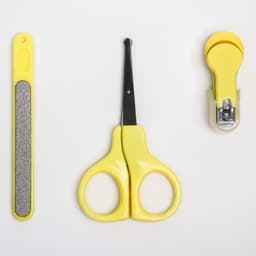 Детский маникюрный набор Крошка Я, 3 предмета: ножницы, пилка, книпсер, от 0 мес., жёлтый