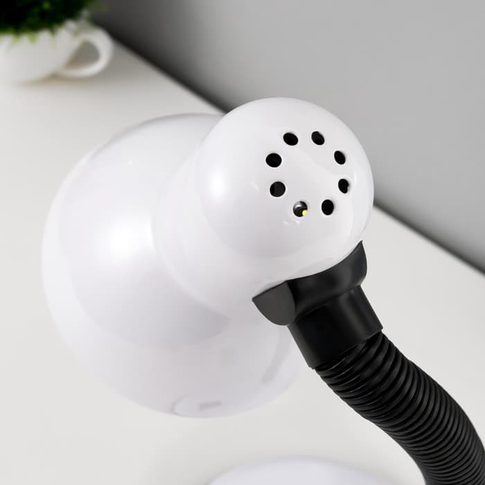 Лампа настольная Е27, с выкл. (220 В) белая 34×14×14 RISALUX