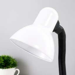 Лампа настольная Е27, с выкл. (220 В) белая 34×14×14 RISALUX