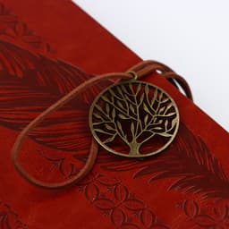 Родословная книга «Наш род», 56 листов, коричневый, 35×23.5 см