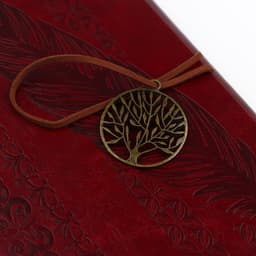 Родословная книга «Наш род», с пером, 56 листов, бордо, 35×25 см