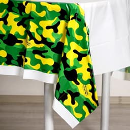 Скатерть одноразовая «Настоящий защитник», 180×137 см