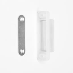 Магнит мебельный M003W, 72×13, большой, белый